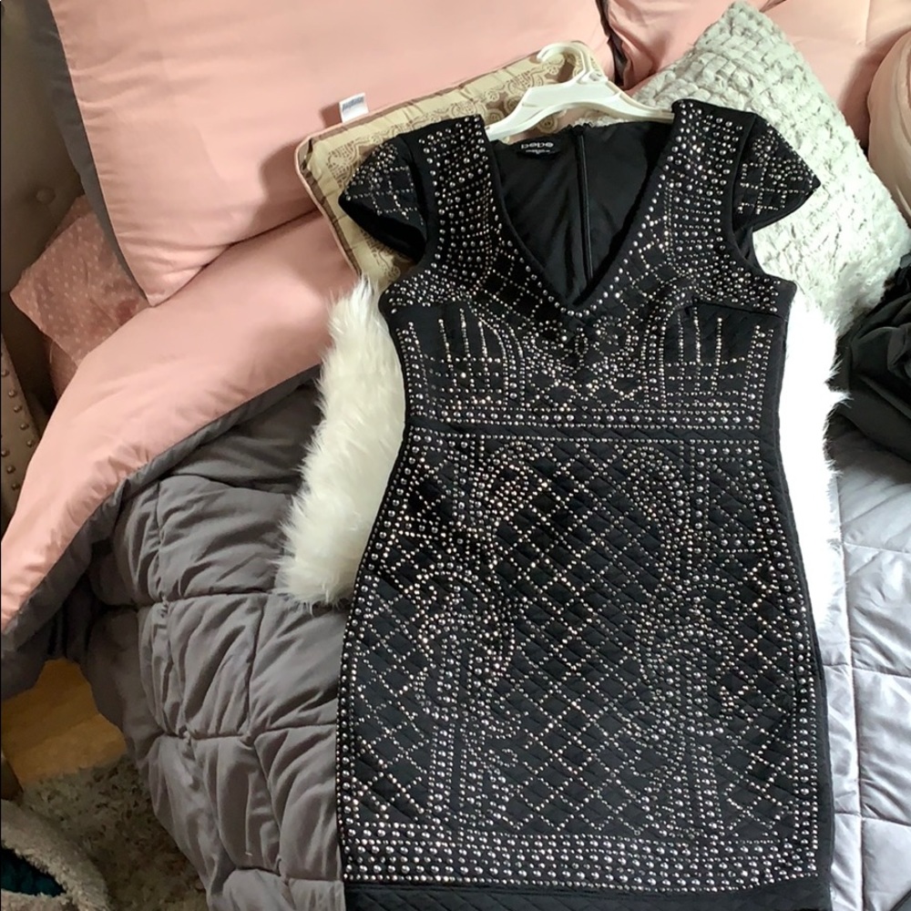 Bebe dress